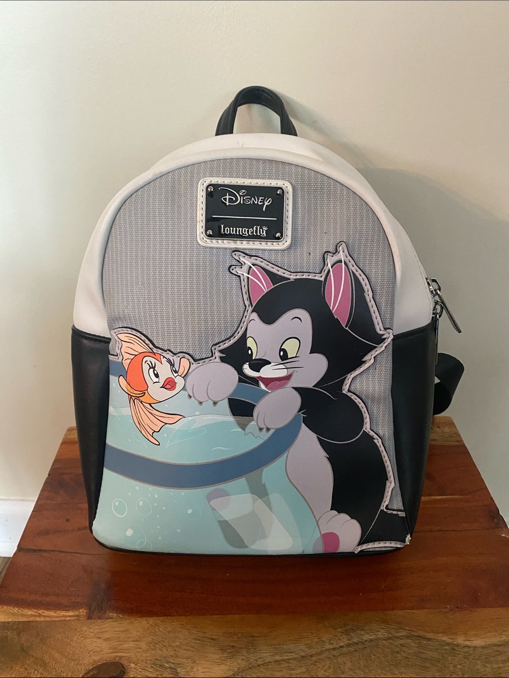 Loungefly Disney Pinocchio Figaro Mini Backpack. Collectible pre owned